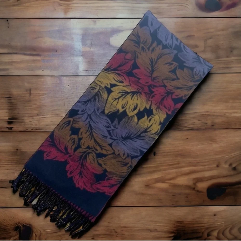 Scarf Boho Nice and Soft Leaf Print with Fringe in Beautiful Fall Colors OS 🍭